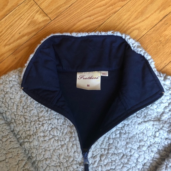 Feathers Sherpa - Picture 3 of 4